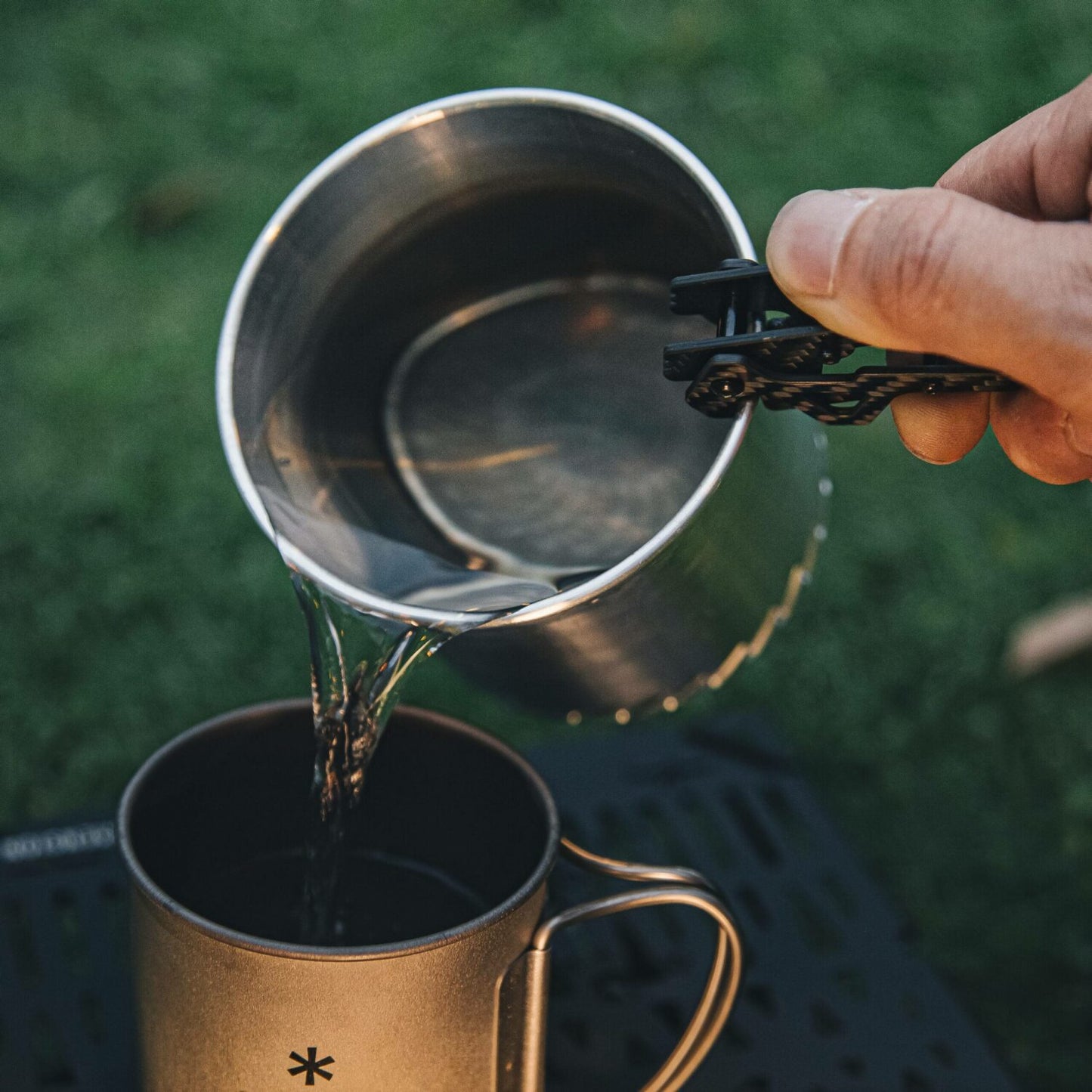 MOUNT DIMENSION The Gripper 碳纖手把