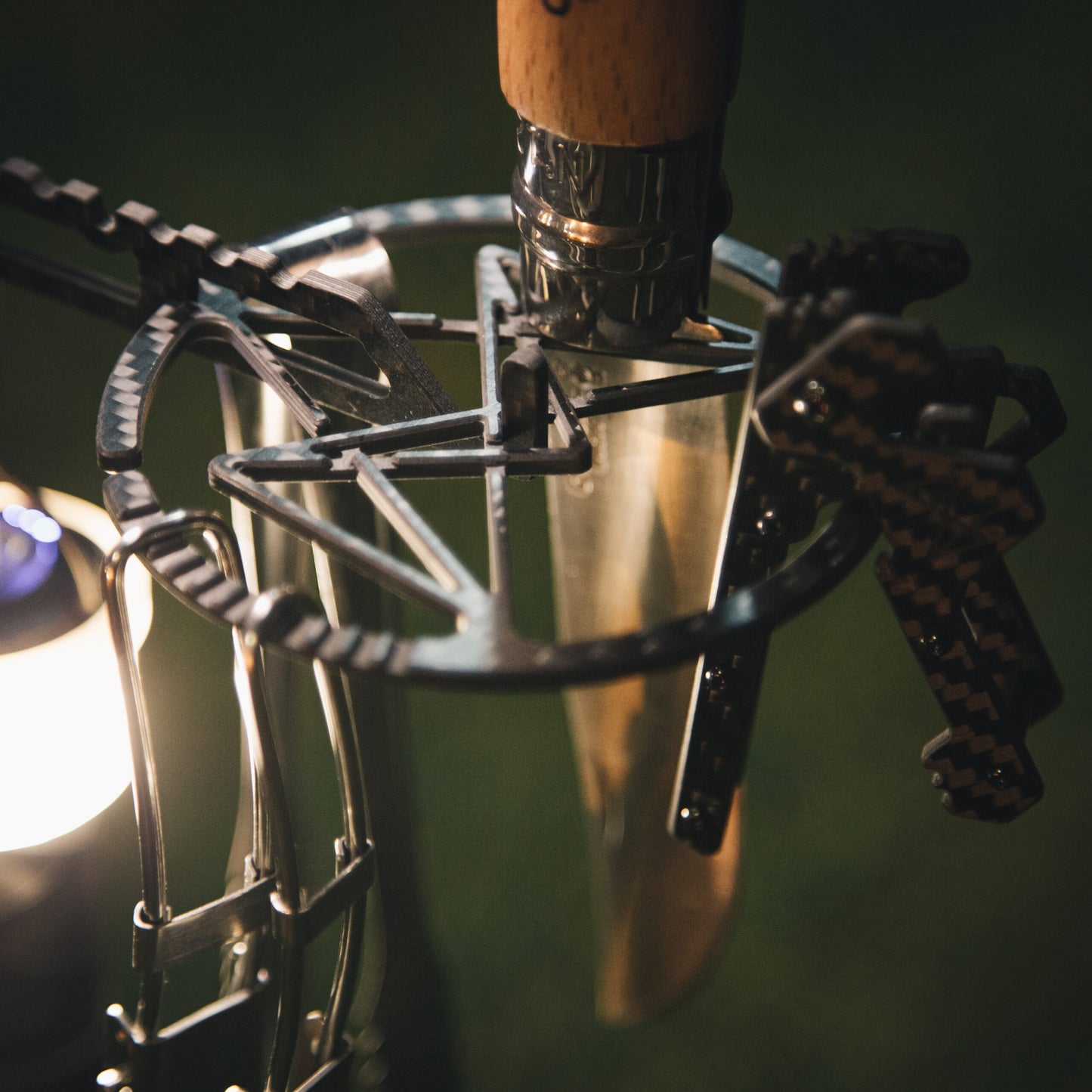 MOUNT DIMENSION The Hanger Plate Tool Holder