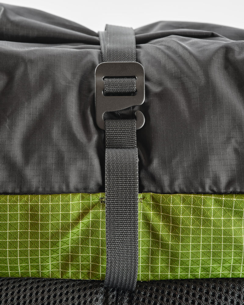 Pa'lante Packs “Joey” backpack [Pine gridstop / black uhmwpe grid mesh]