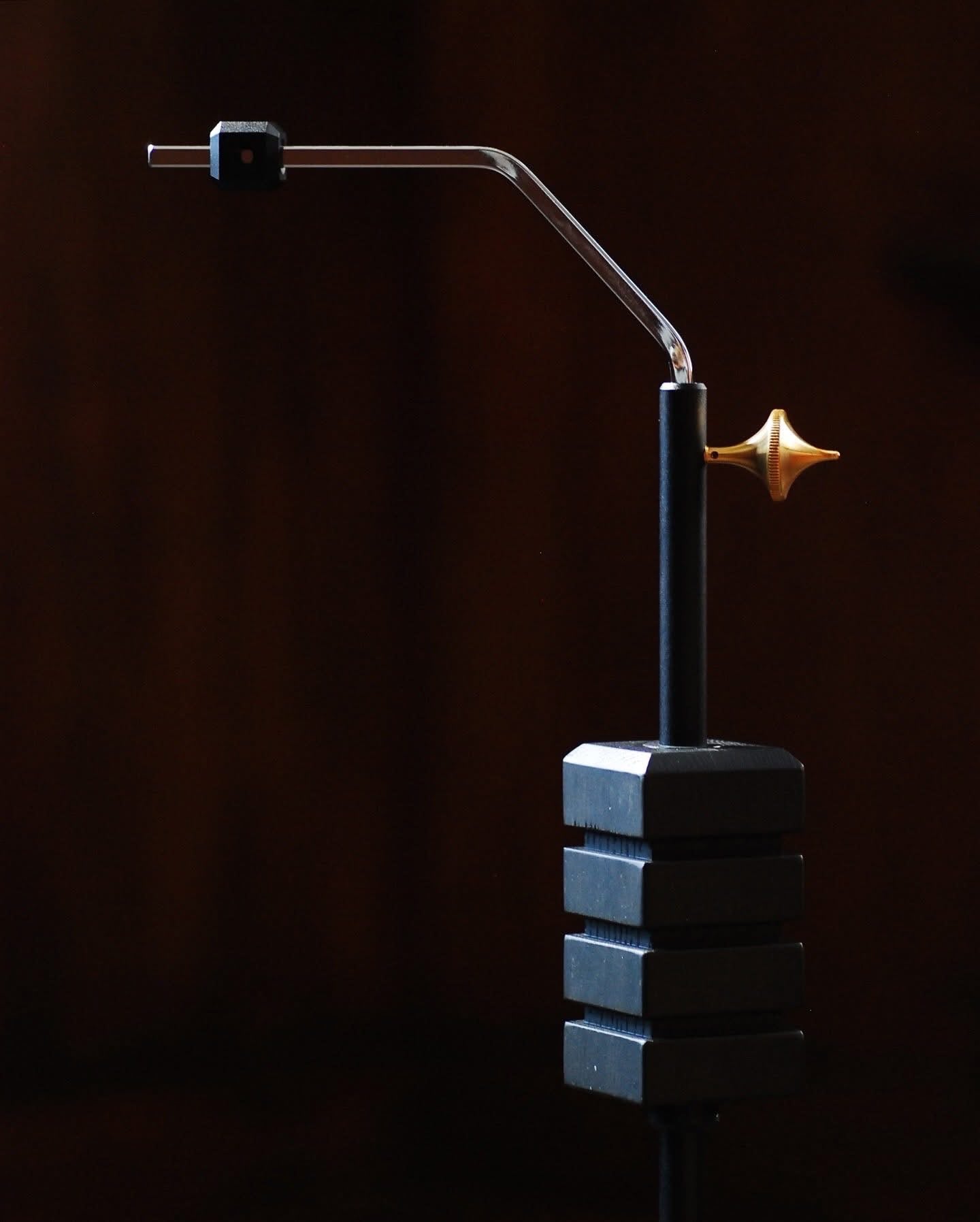 BLACK DESIGN KOKI 自立燈柱