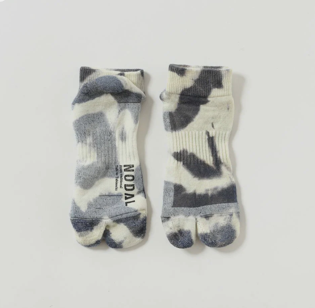Dverg x Nodel - Outside Field Socks - tabi socks
