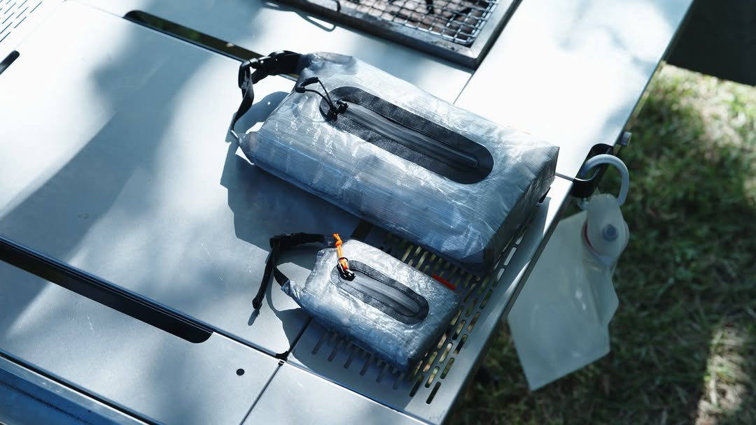 KURASHI MADE THE Pocket Tissue Case 迷你紙巾收納袋